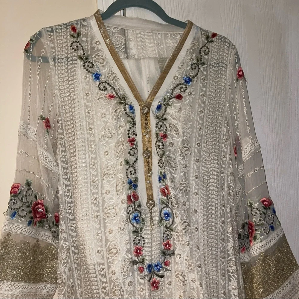 Pakistani Ruzal white/multicolor Slip Dress Fancy Formal party / Wedding Suit - Picture 3 of 17